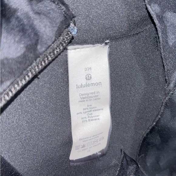 Lululemon Energy Bra – Black Camo, Medium Support - Picture 6 of 7